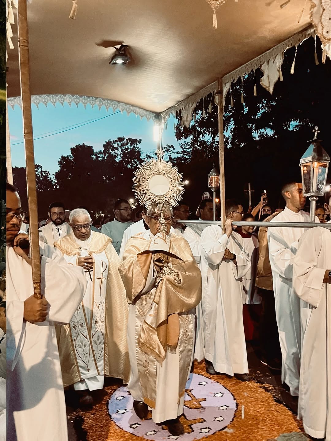 Post 6 by Catedral de N.Sra das Dores on Instagram (carousel)