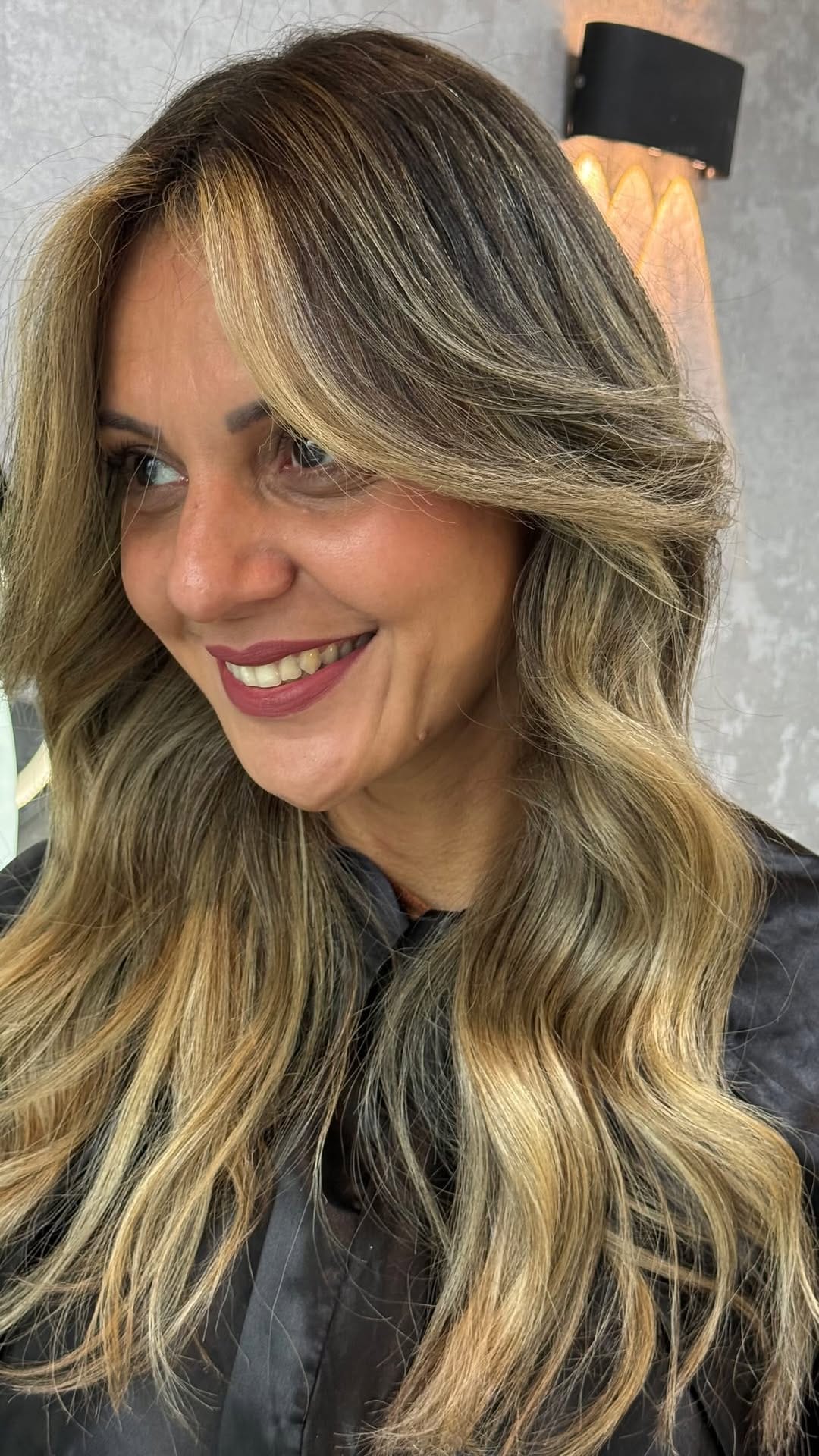 Post 6 by Robson Lopes - Cabeleleiro em Salvador on Instagram (video)