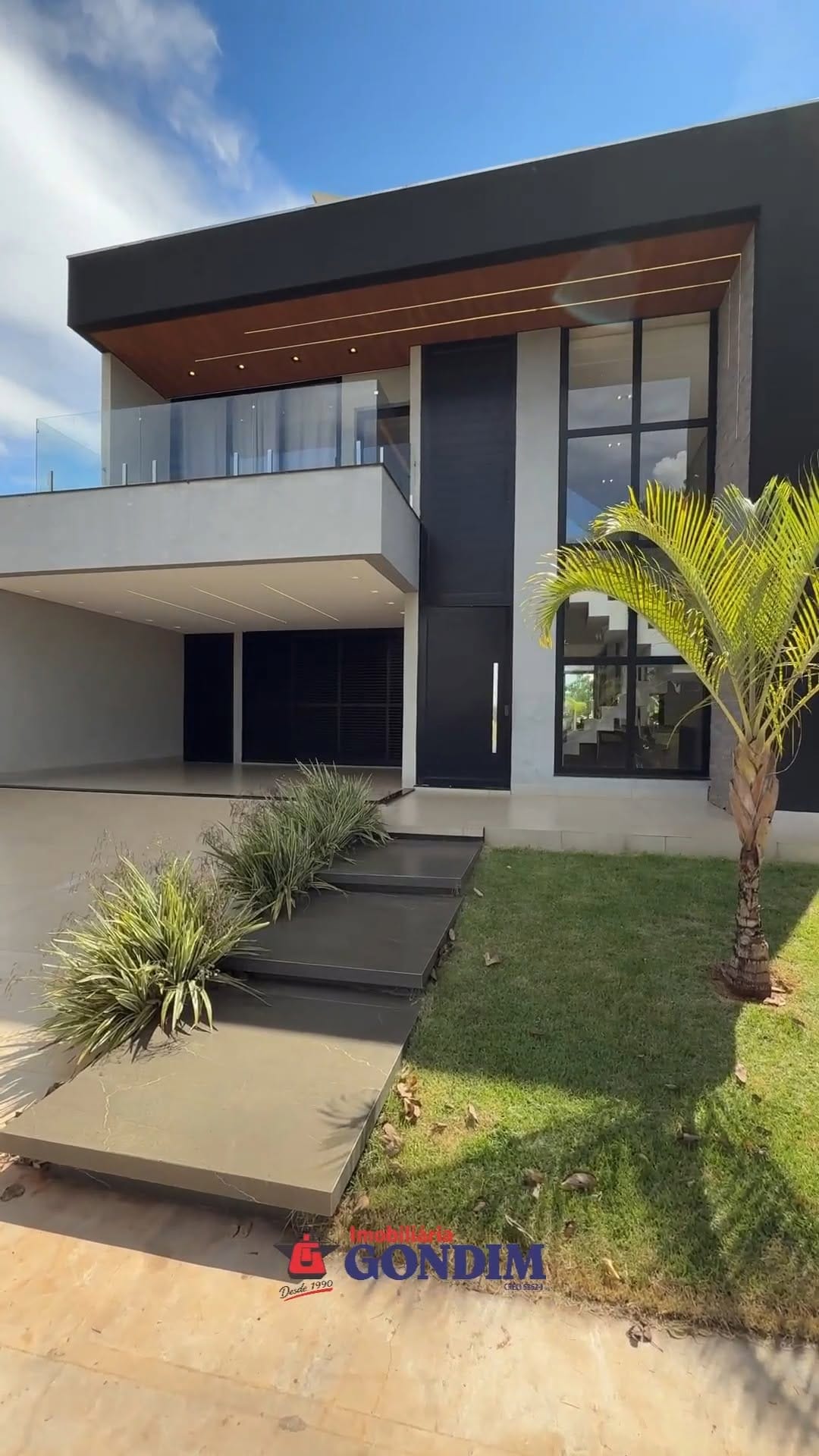 Post 3 by ImobiliáriaGondim Creci 6862-J on Instagram (video)