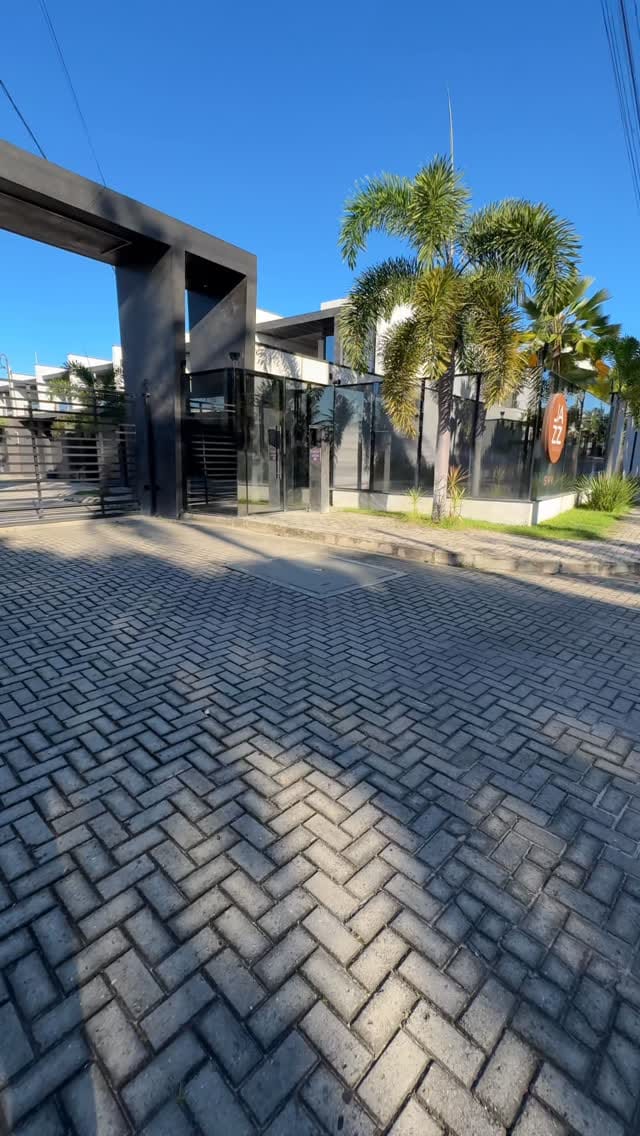 Post 9 by Fabricio Alcantara on Instagram (video)