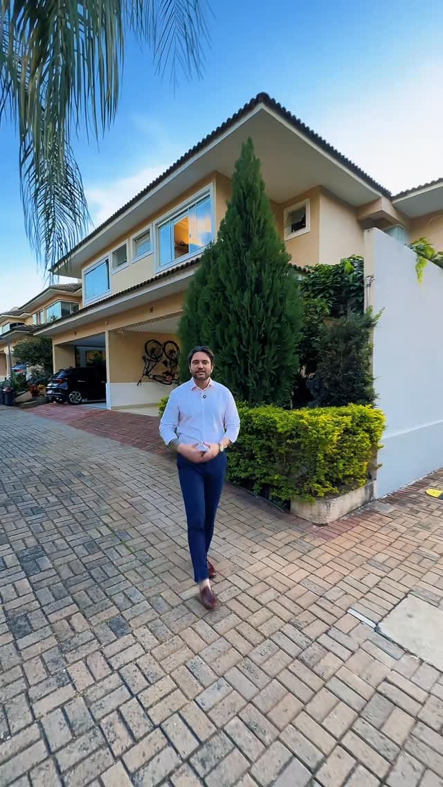 Post 1 by Victor Menezes | Imóveis on Instagram (video)