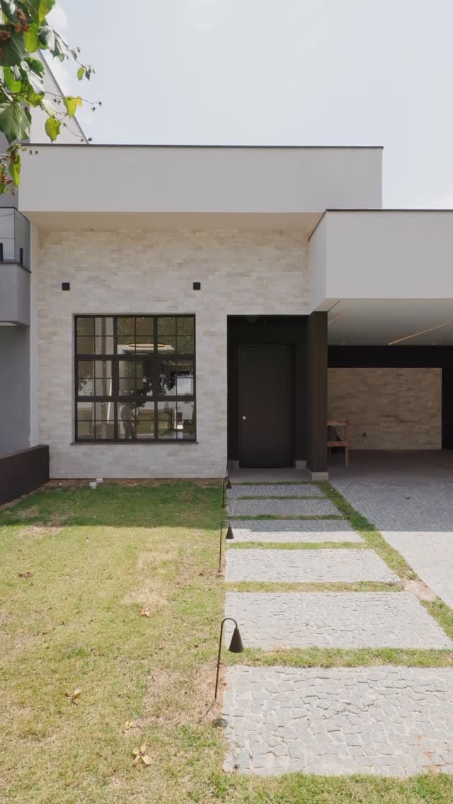 Post 9 by Segarim on Instagram (video)