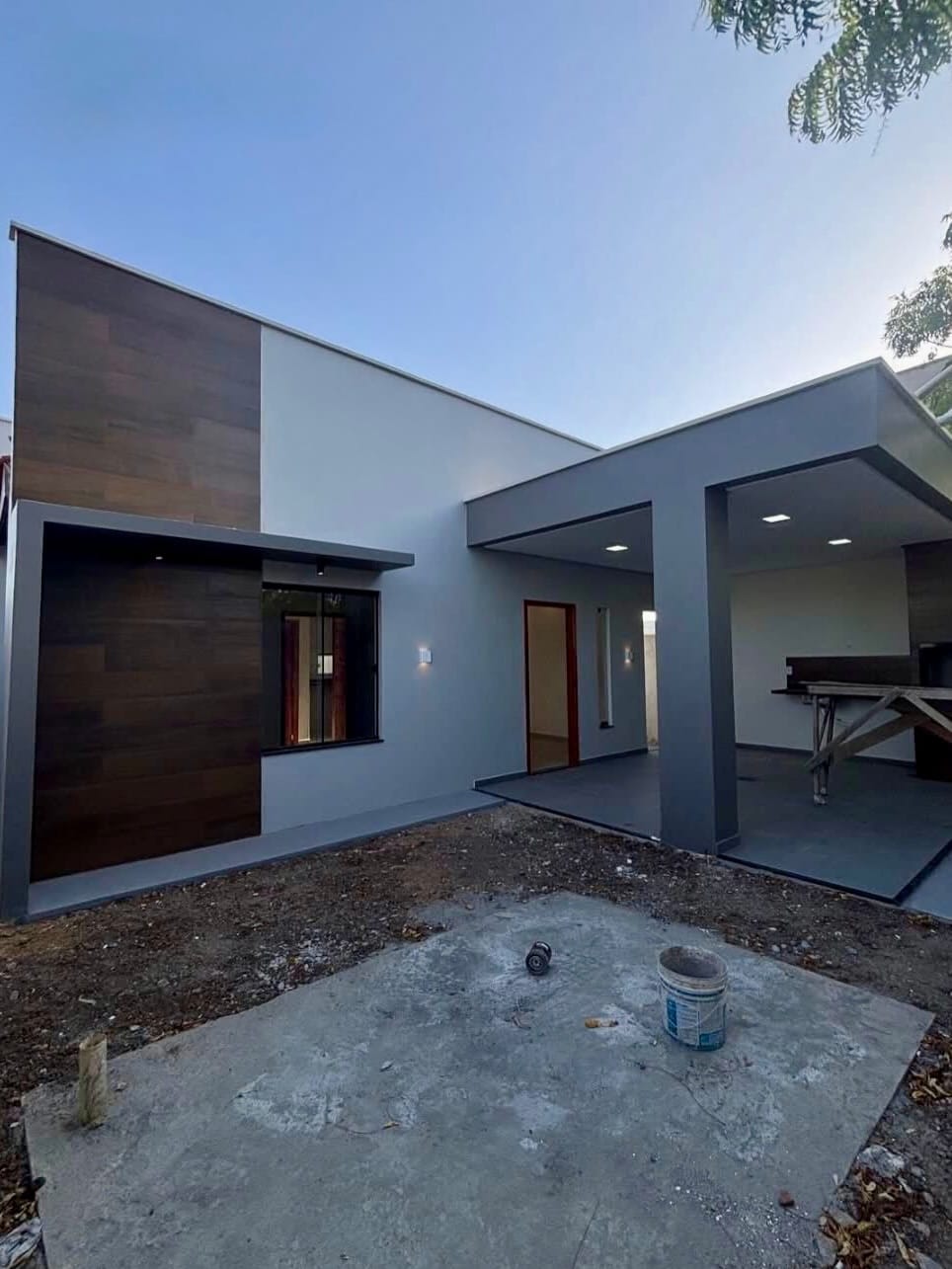 Post 8 by Arquiteto & Construtor | Corretor de imóveis em Macapá on Instagram (carousel)