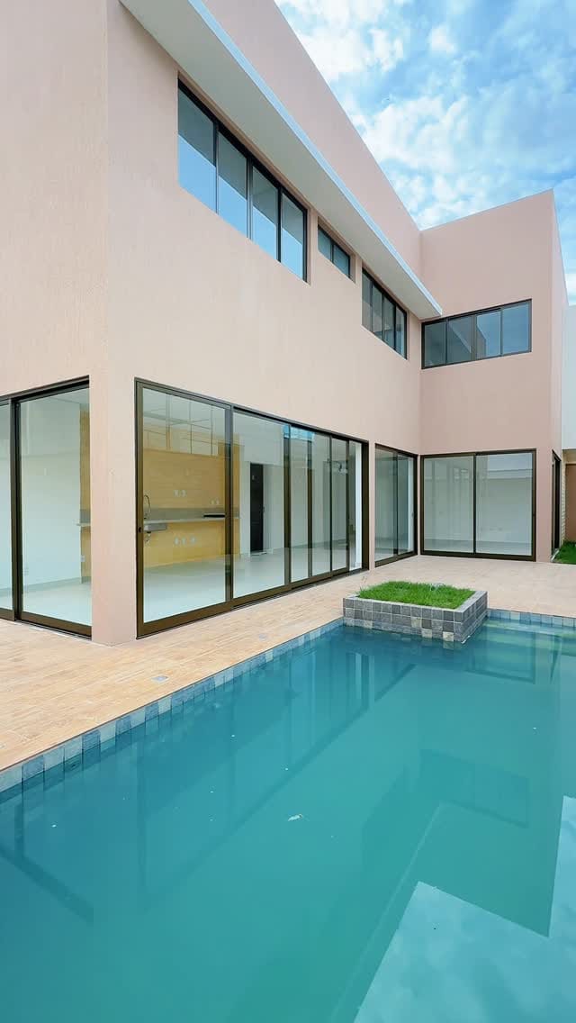 Post 4 by Thiago Garcia Imobiliária | Imóveis de Medio e Alto Padrão on Instagram (video)