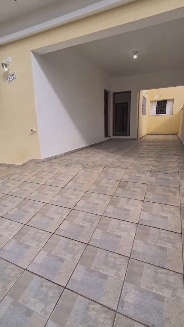 Post 2 by Gjunior Imóveis on Instagram (video)