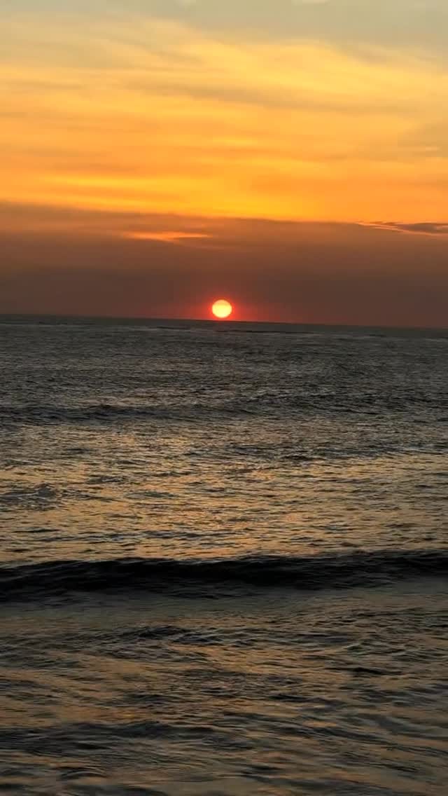 Post 1 by Eve on Instagram (video)