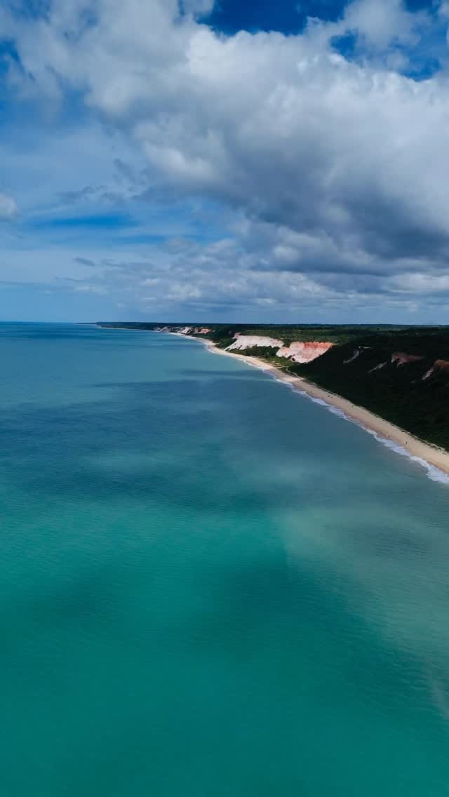 Post 1 by Casas Arraial dAjuda on Instagram (video)