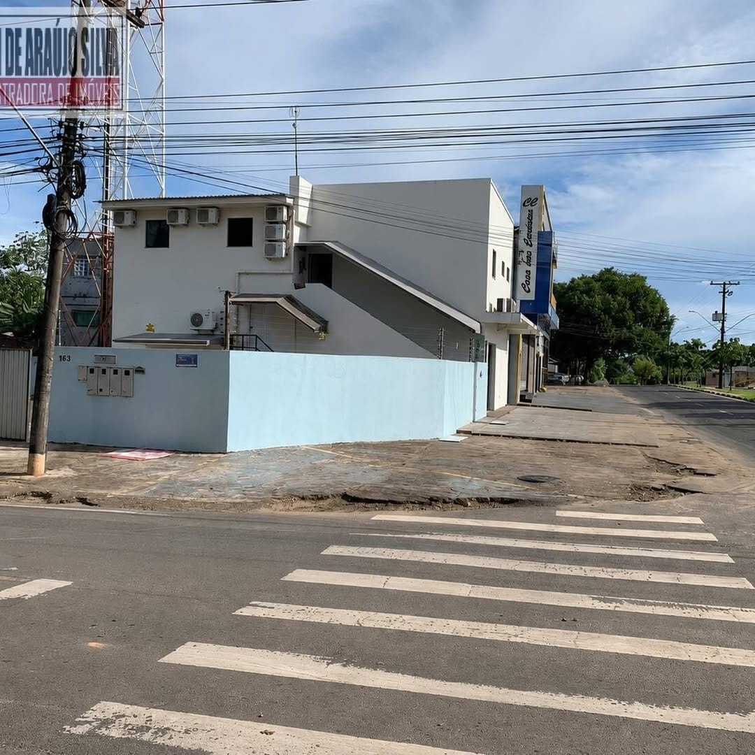 Post 3 by ESSI / IMOBILIÁRIA EDSON SILVA on Instagram (carousel)