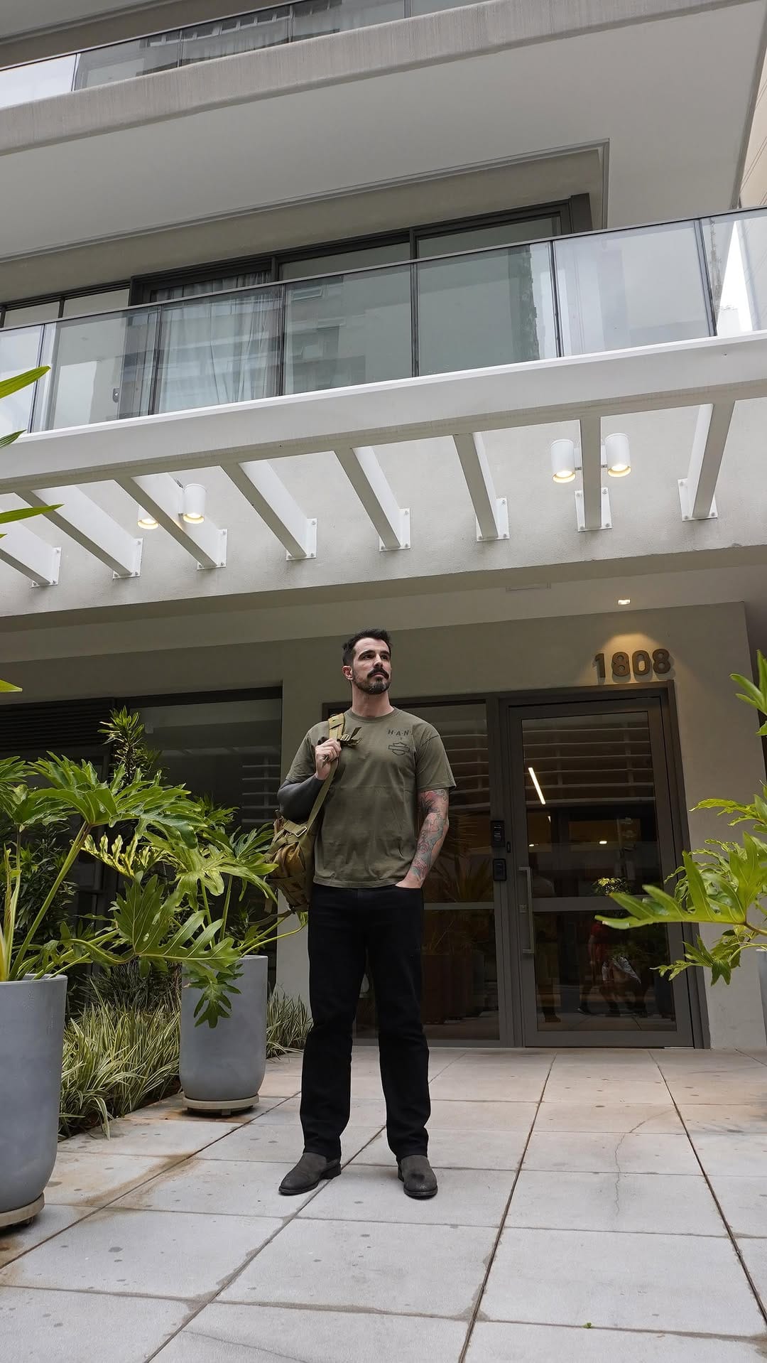 Post 8 by Vila 11 on Instagram (video)