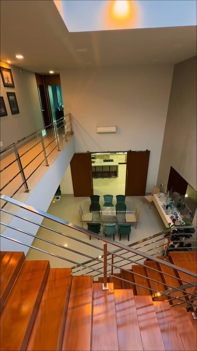 Post 7 by Lívia Machado Imóveis | Imobiliária em Vitória on Instagram (video)