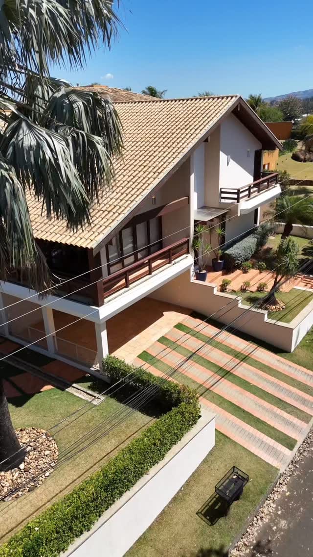 Post 10 by ℳ𝒶𝓇𝒸ℯ𝓁ℴ 𝒮𝒸ℴ𝒶𝓈𝓈𝒶𝒹ℴ on Instagram (video)