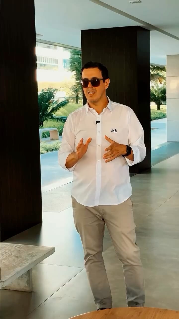 Post 8 by Pilotis Imóveis on Instagram (video)
