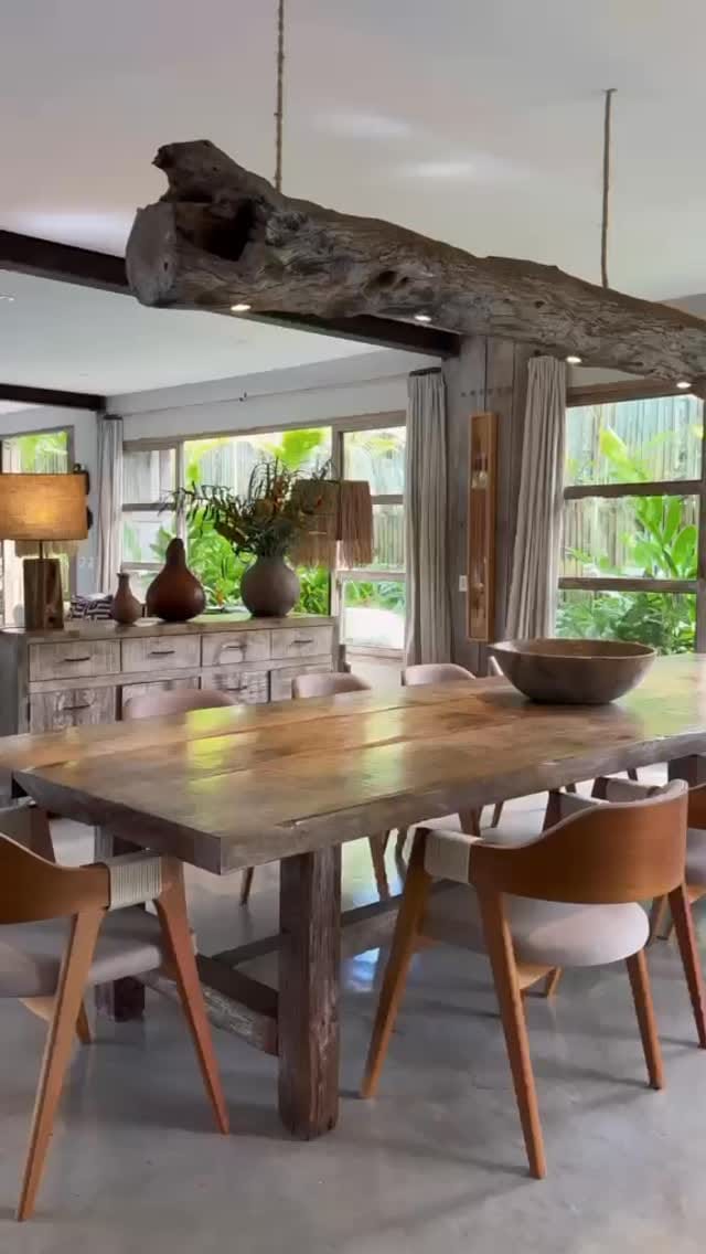 Post 8 by Casa Trancoso Imóveis on Instagram (video)