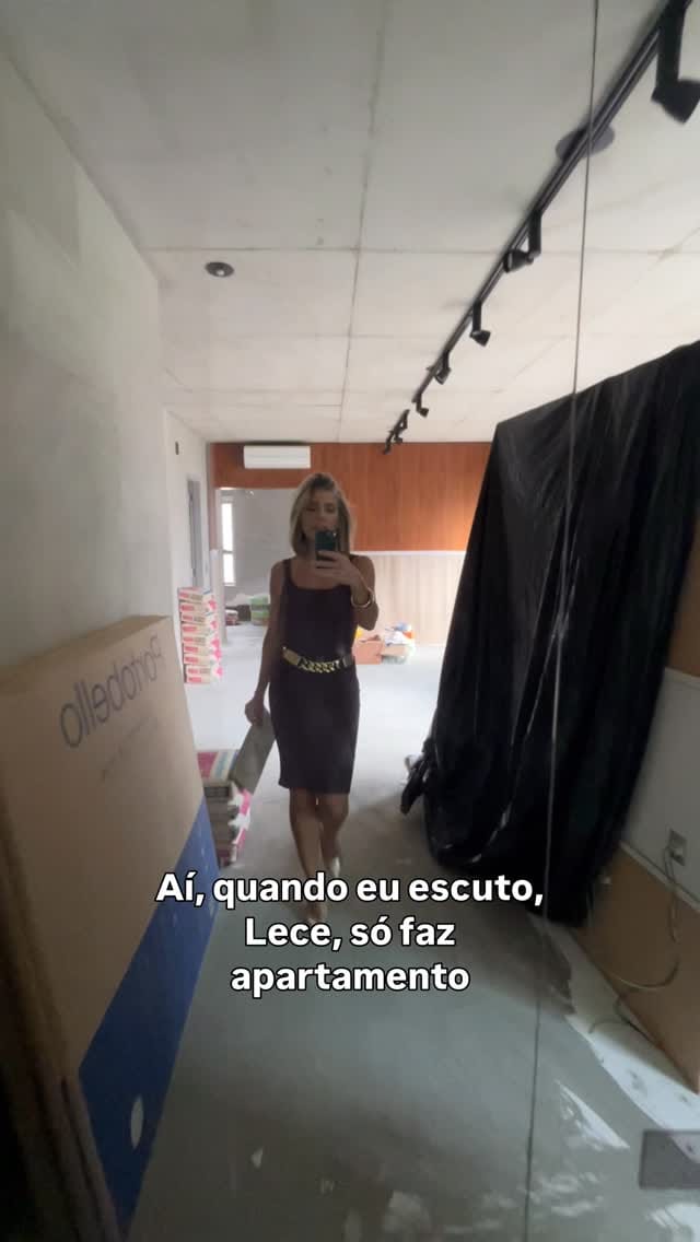 Post 2 by Leticia dos Imóveis on Instagram (video)