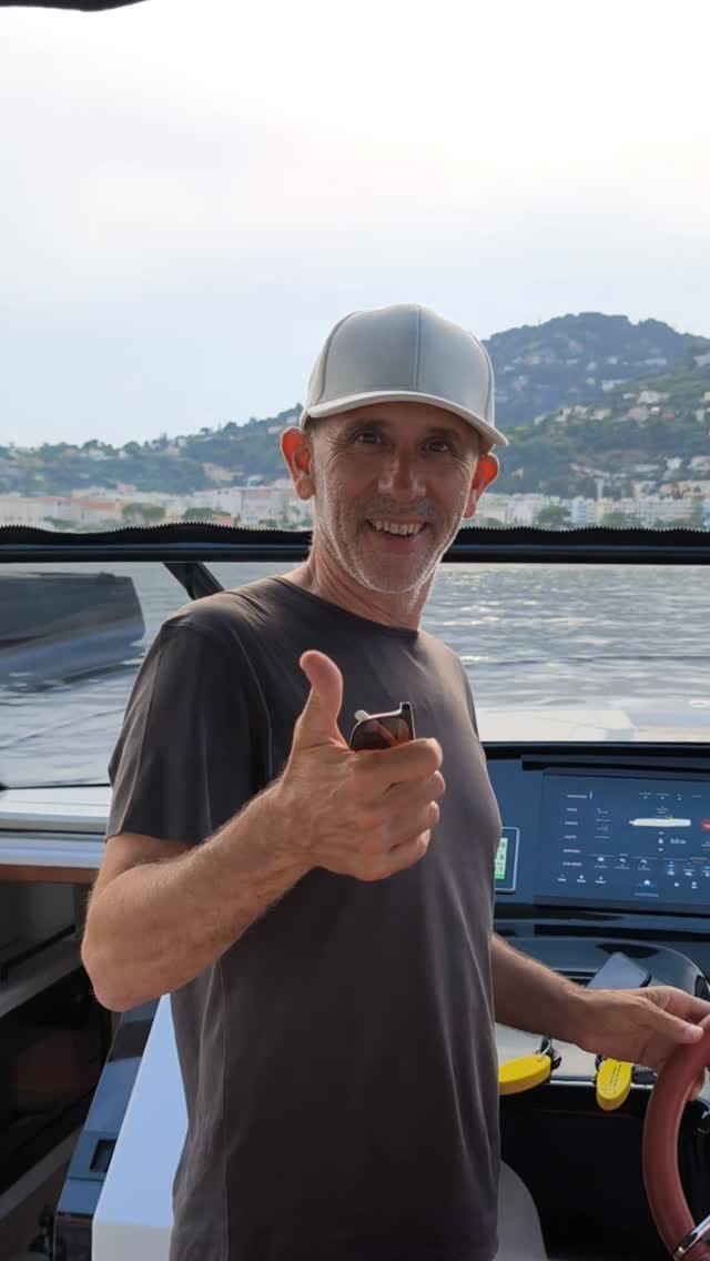 Post 10 by Willmart signature since 1981 on Instagram (video)