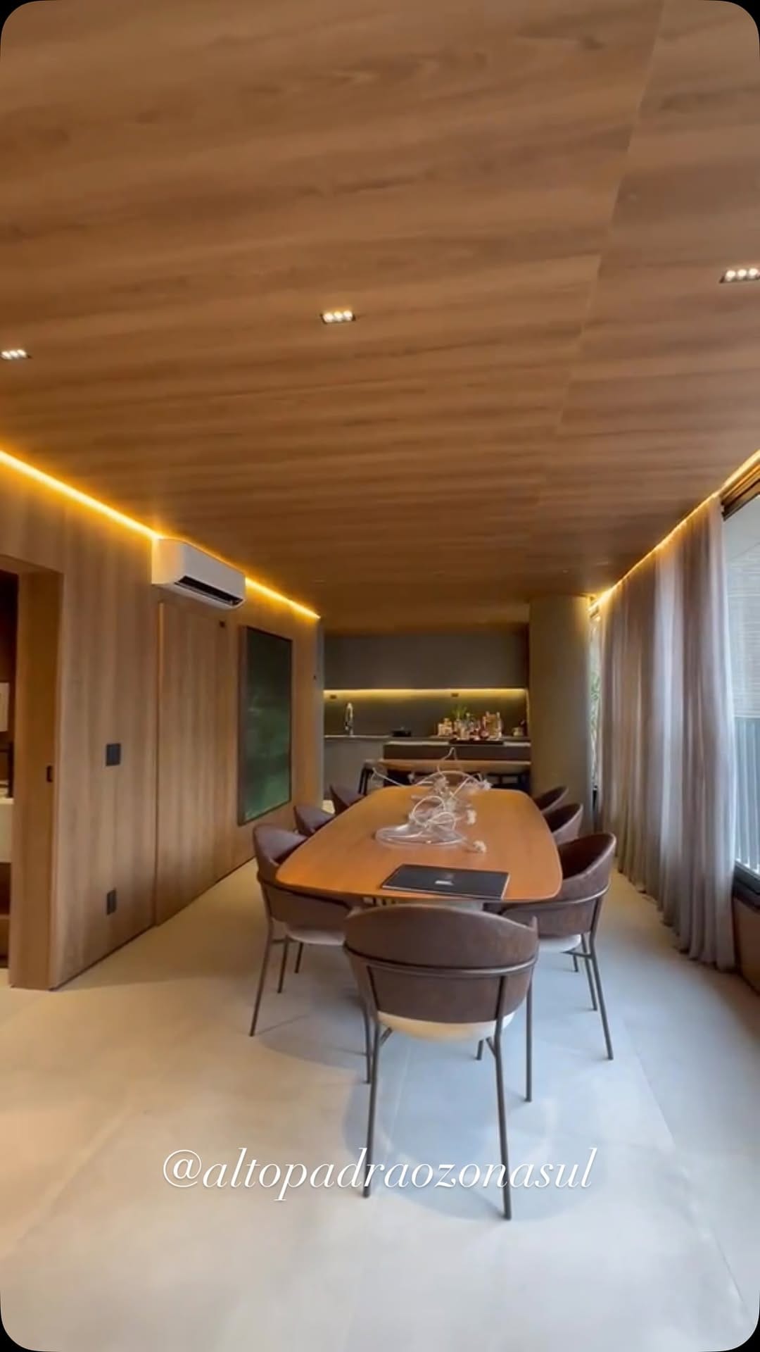 Post 6 by Alto Padrão Zona Sul Imóveis on Instagram (video)