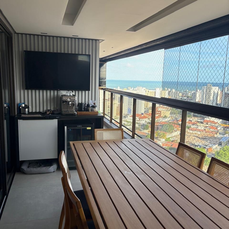 Post 1 by Amy Corretora de imoveis Jampa on Instagram (carousel)