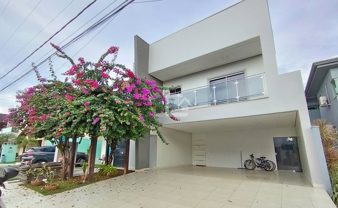 Post 3 by Imobiliária Cred Casa Imóveis on Instagram (carousel)