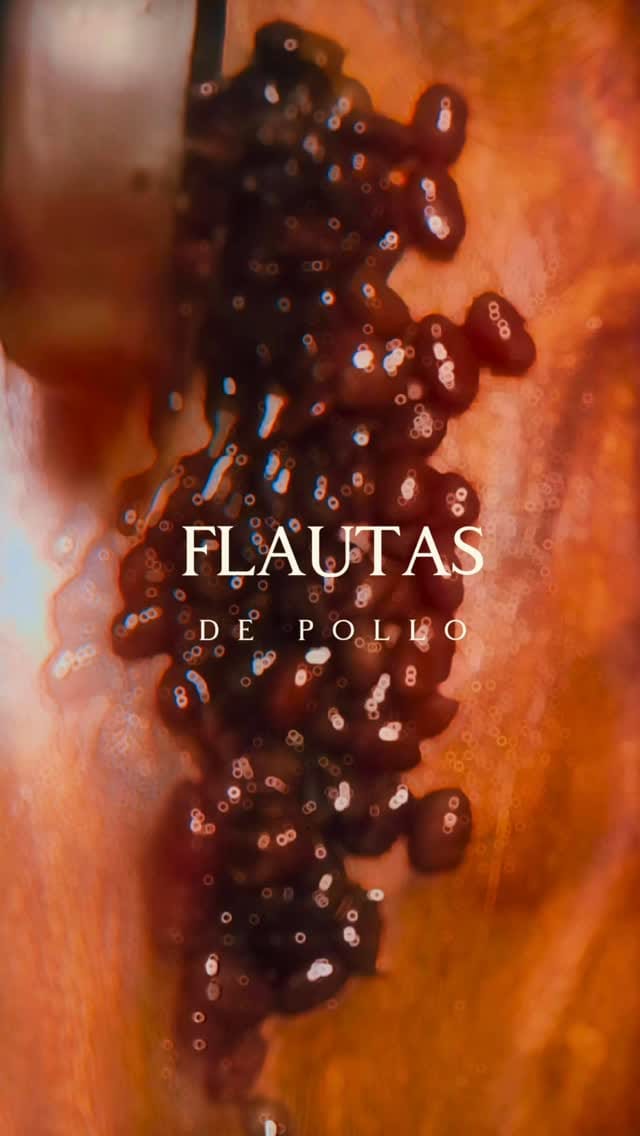 Post 8 by Sabor A Mexico on Instagram (video)