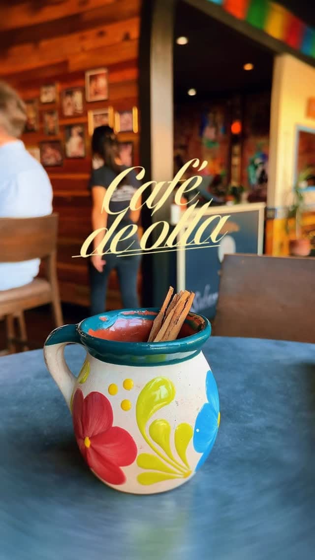 Post 5 by Sabor A Mexico on Instagram (video)