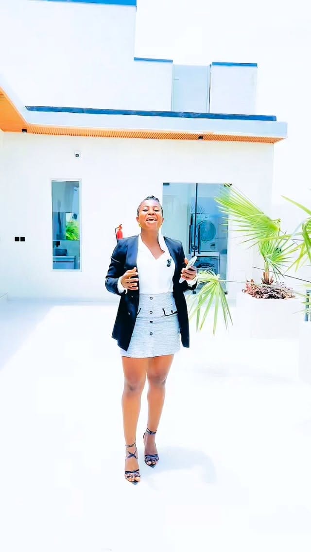 Post 7 by Amb Faith Uchechi Ebere on Instagram (video)