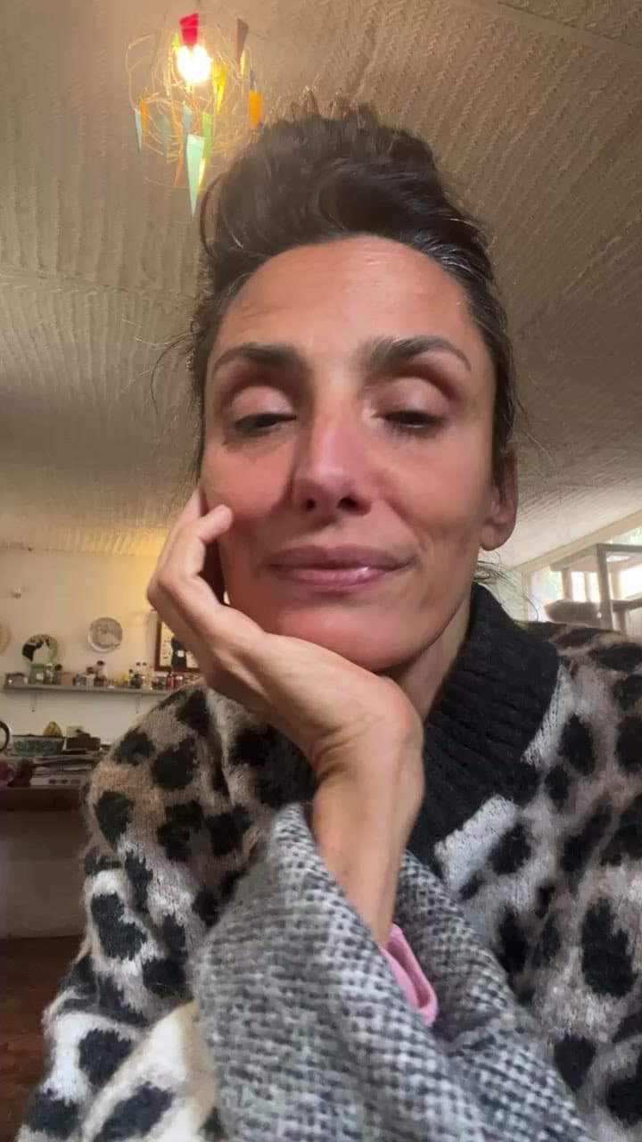 Post 6 by Phaedra Barratt on Instagram (video)