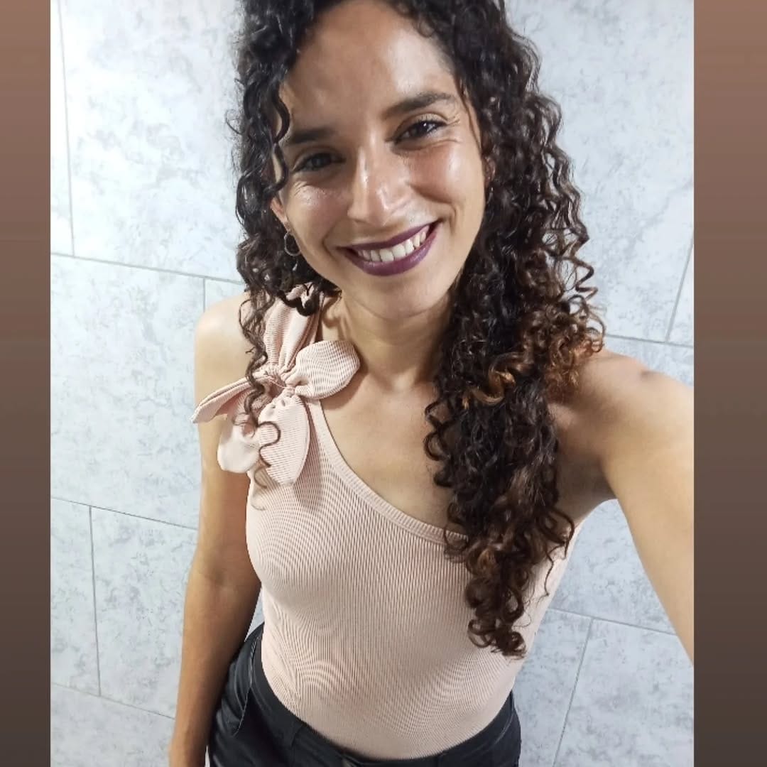 Post 1 by Cami Lemos on Instagram (carousel)