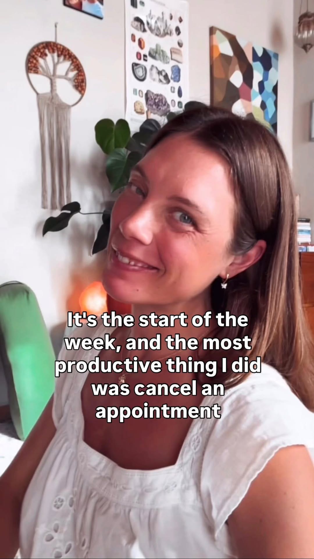 Post 1 by Sarah Hagstrom - Aligned & Signed Business Coach on Instagram (video)