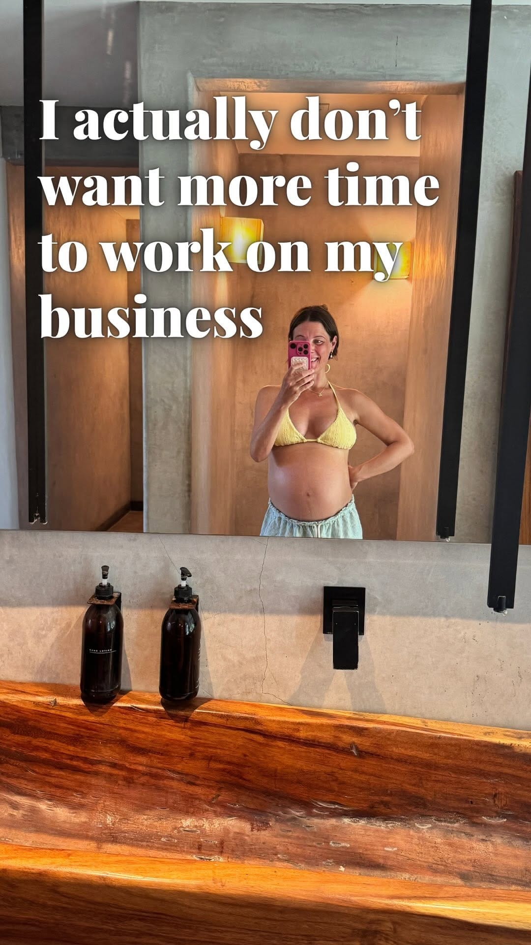 Post 7 by Sarah Hagstrom - Aligned & Signed Business Coach on Instagram (video)