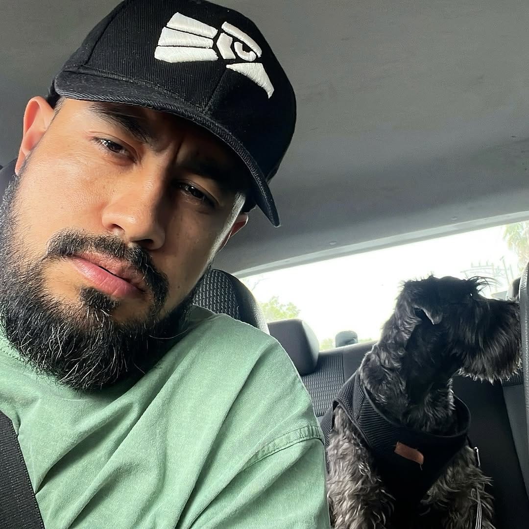 Post 6 by Sergio on Instagram (carousel)