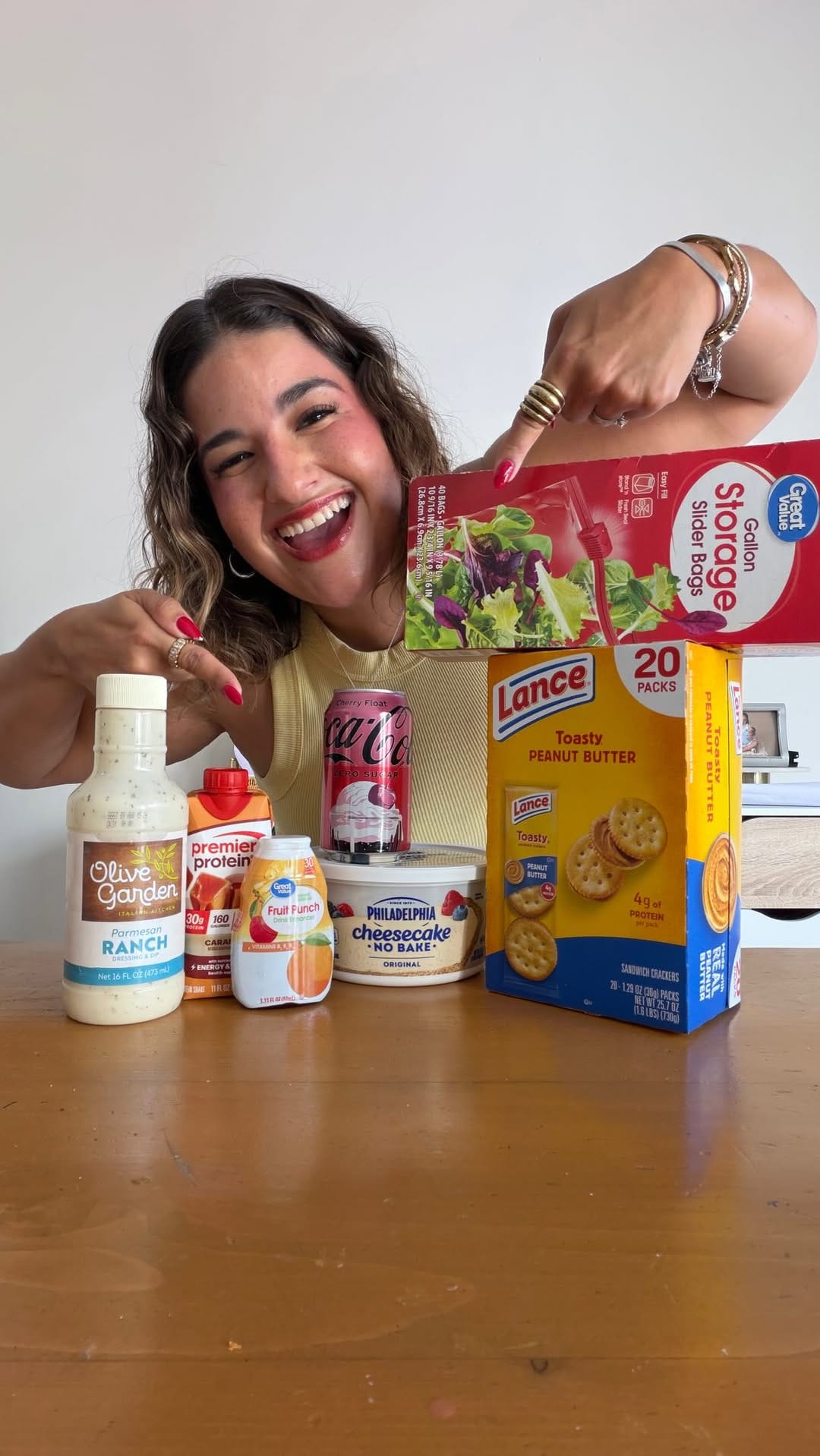 Post 8 by Elena Leos on Instagram (video)