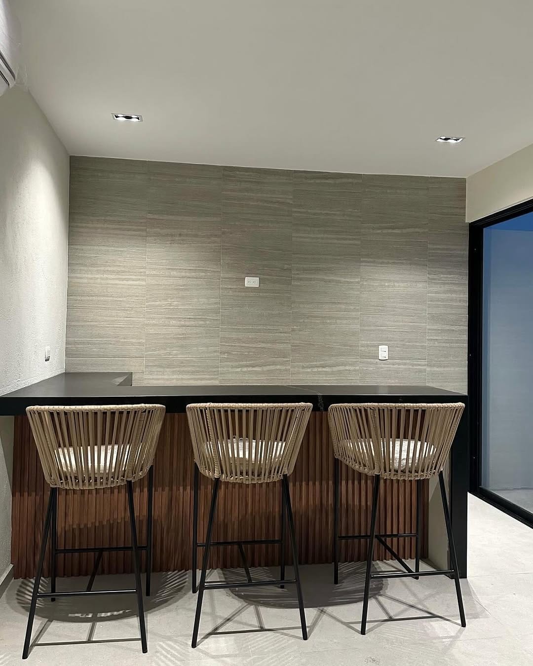 Post 10 by Sillas bancos y salas de exterior on Instagram (image)