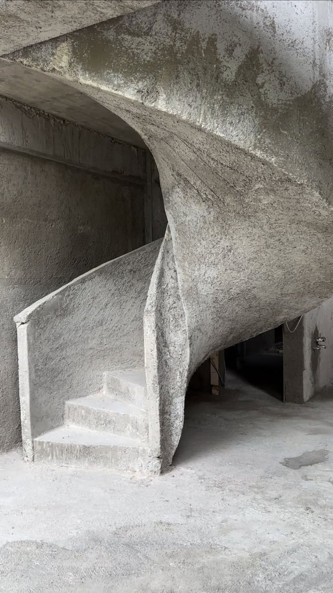Post 9 by Dalmau Buensuceso | Architect & Interior Design Studio on Instagram (video)