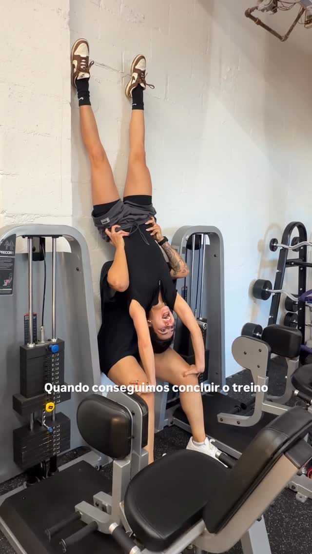 Post 4 by 🌸🅐🅛🅘🅝🅔 🅖🅤🅘🅜🅐🅡🅐🅔🅢 on Instagram (video)