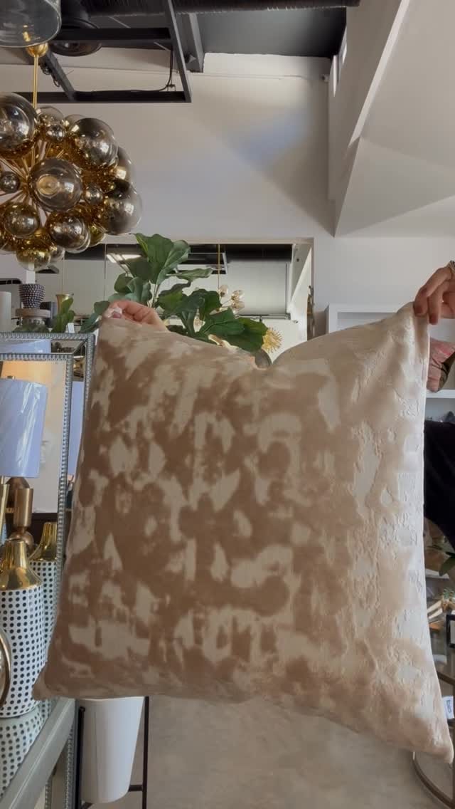 Post 7 by Cottage Acentos Deco on Instagram (video)
