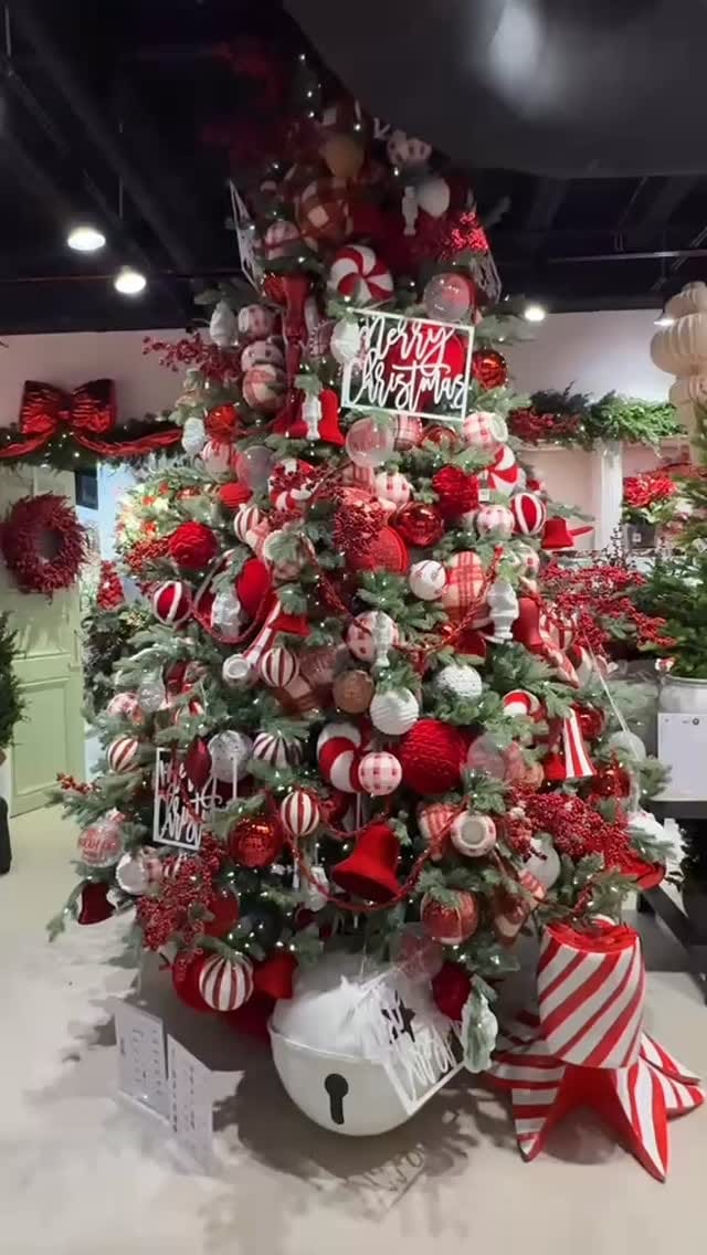 Post 3 by ÚNICO DECORACIÓN NAVIDAD on Instagram (video)