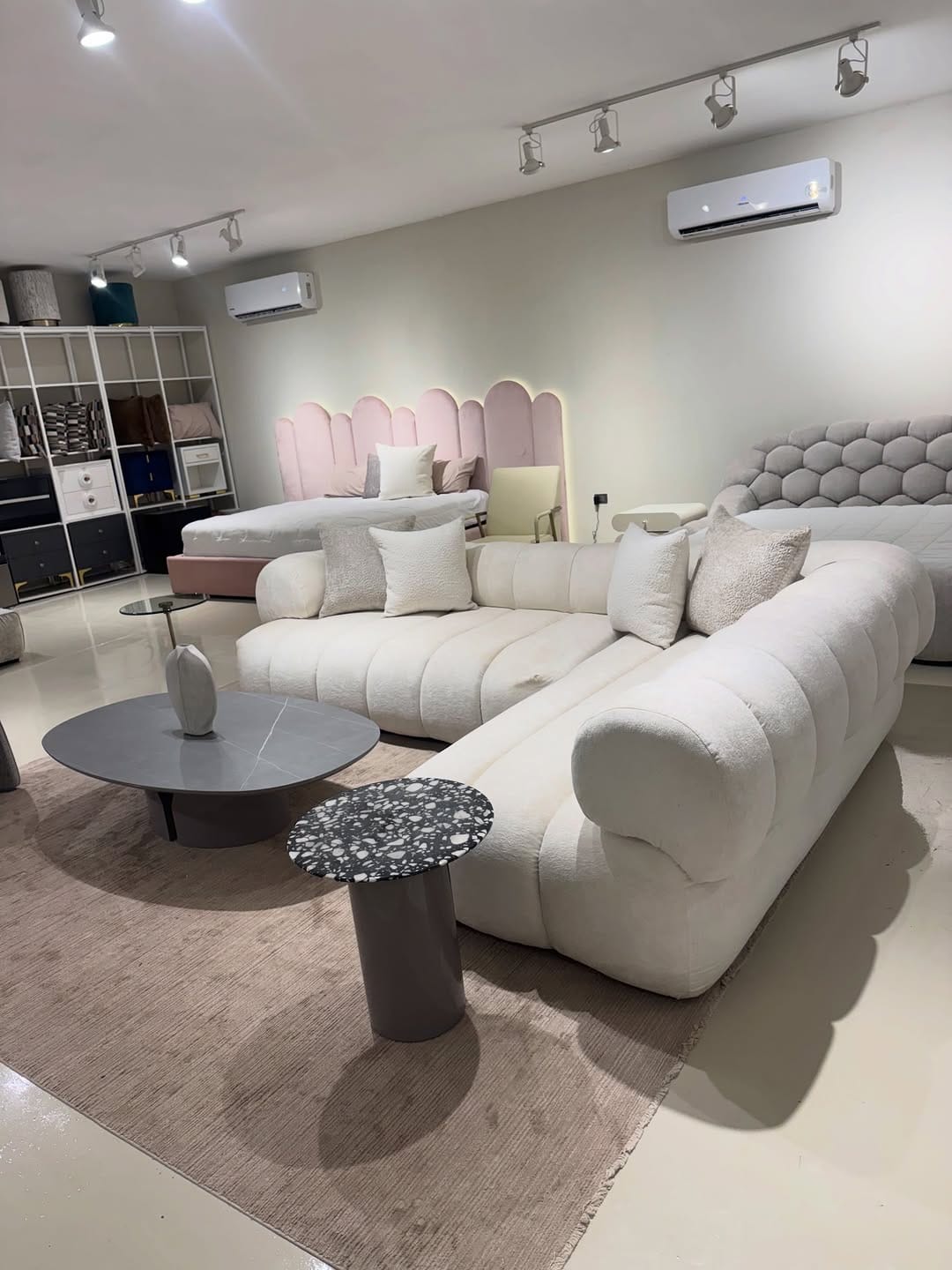 Post 9 by Magic Muebles on Instagram (carousel)