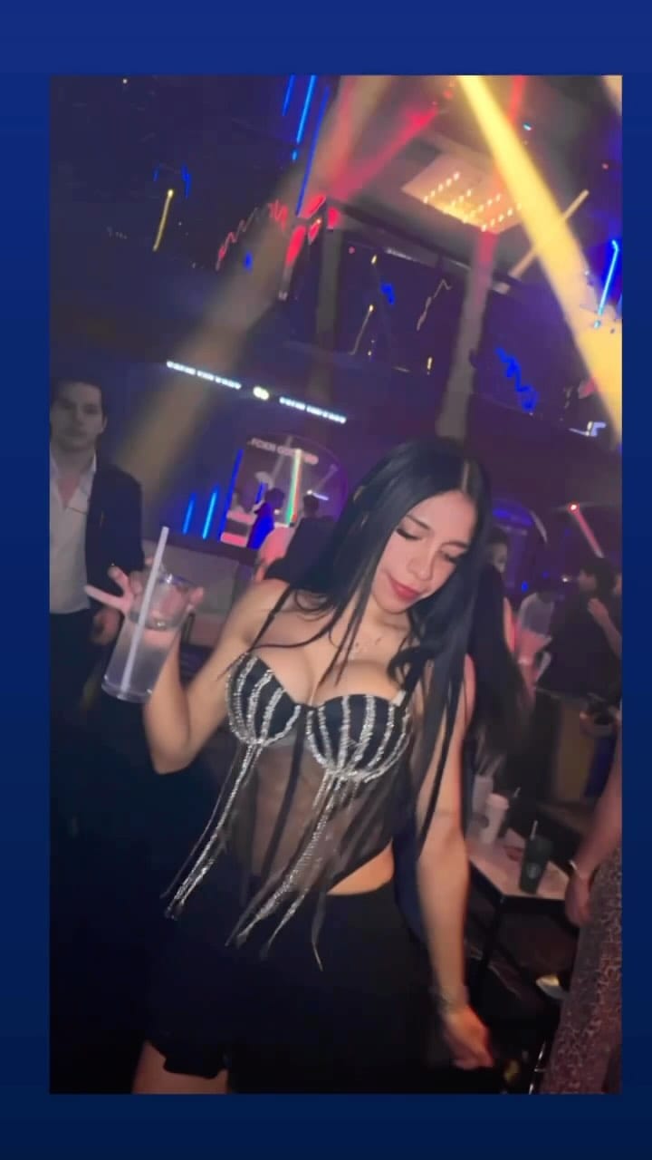 Post 5 by Alejandra🍓 on Instagram (video)