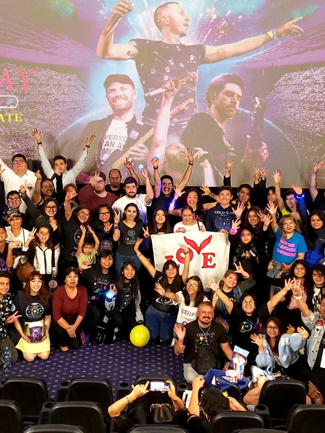 Post 5 by Coldplay México | Fans on Instagram (image)