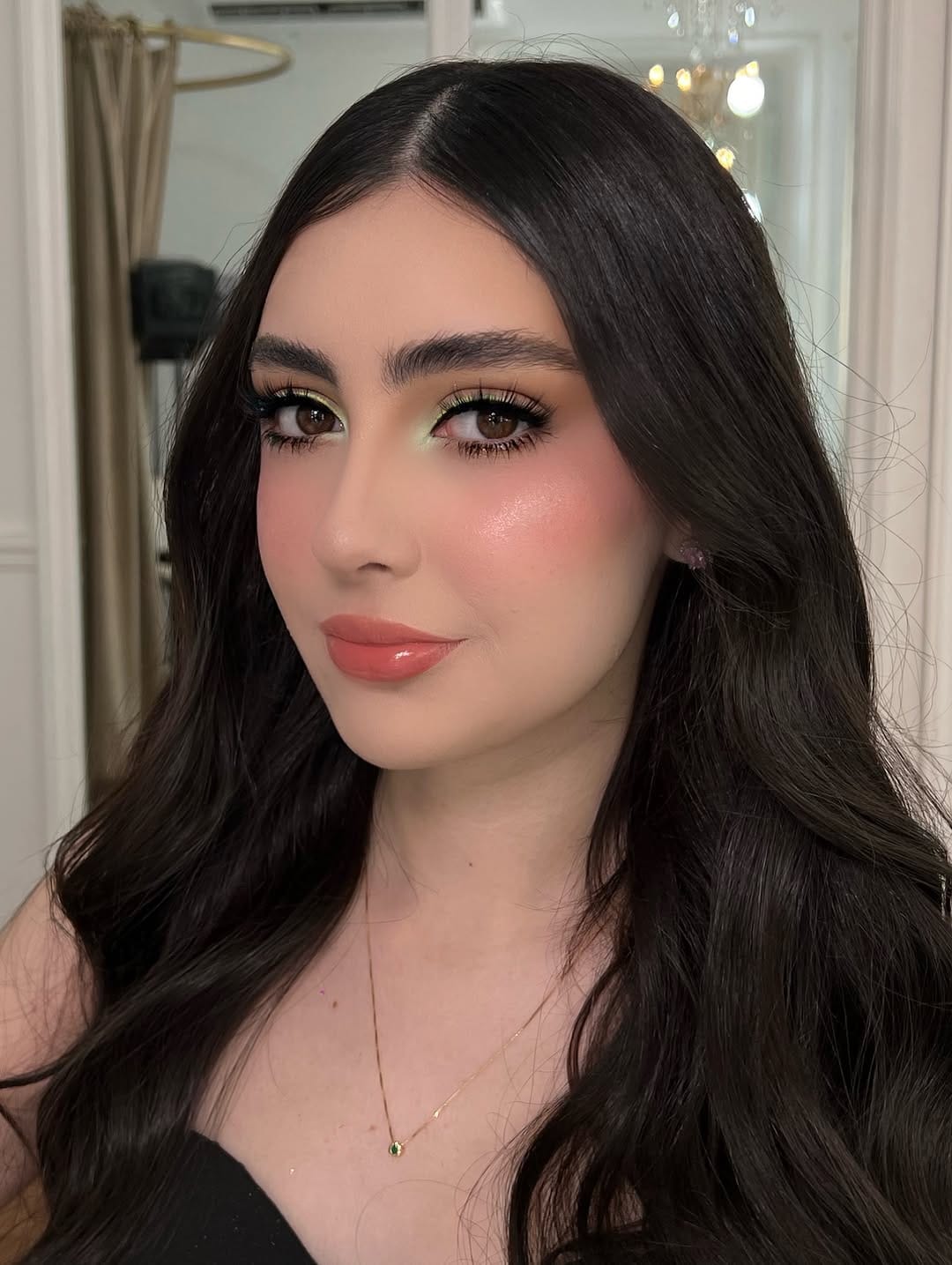 Post 5 by Thalía Barajas Makeup on Instagram (carousel)