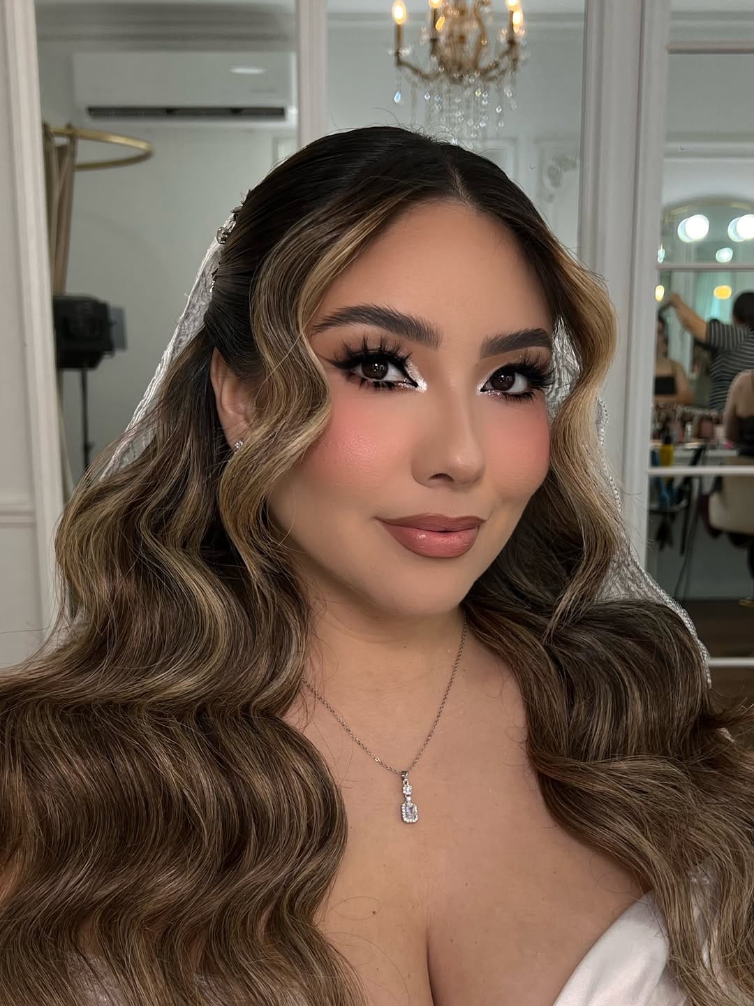Post 7 by Thalía Barajas Makeup on Instagram (carousel)