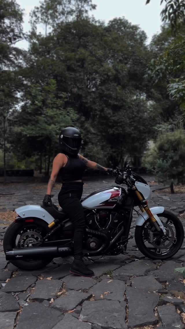 Post 4 by NOHEMI TORRES on Instagram (video)