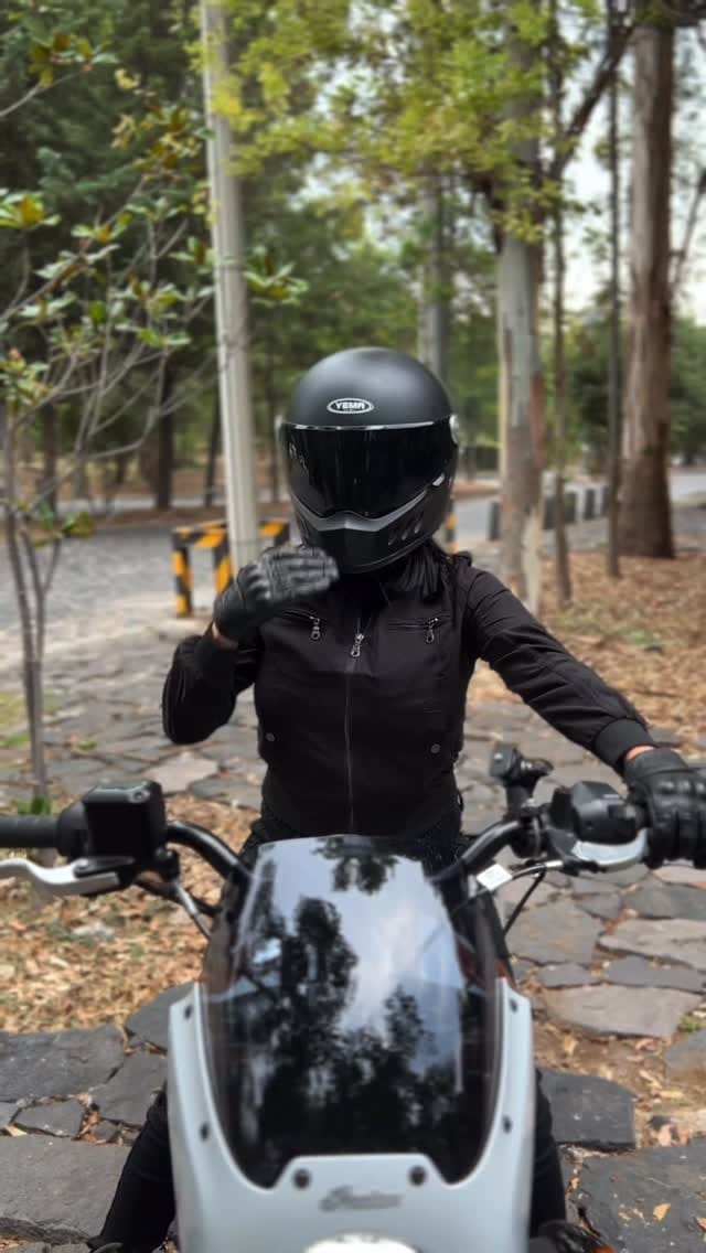 Post 3 by NOHEMI TORRES on Instagram (video)