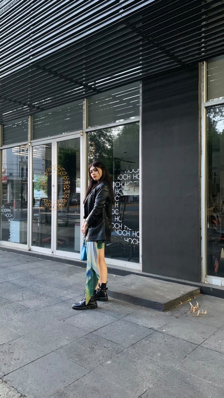 Post 3 by Ingrid M. | Fashion Stylist | Modelo on Instagram (video)