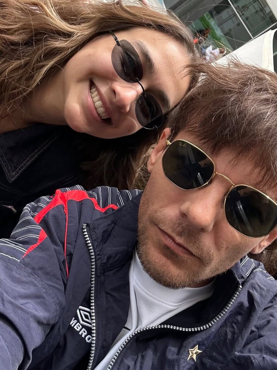 Post 2 by LOUIS TOMLINSON FAN ACCOUNT on Instagram (carousel)