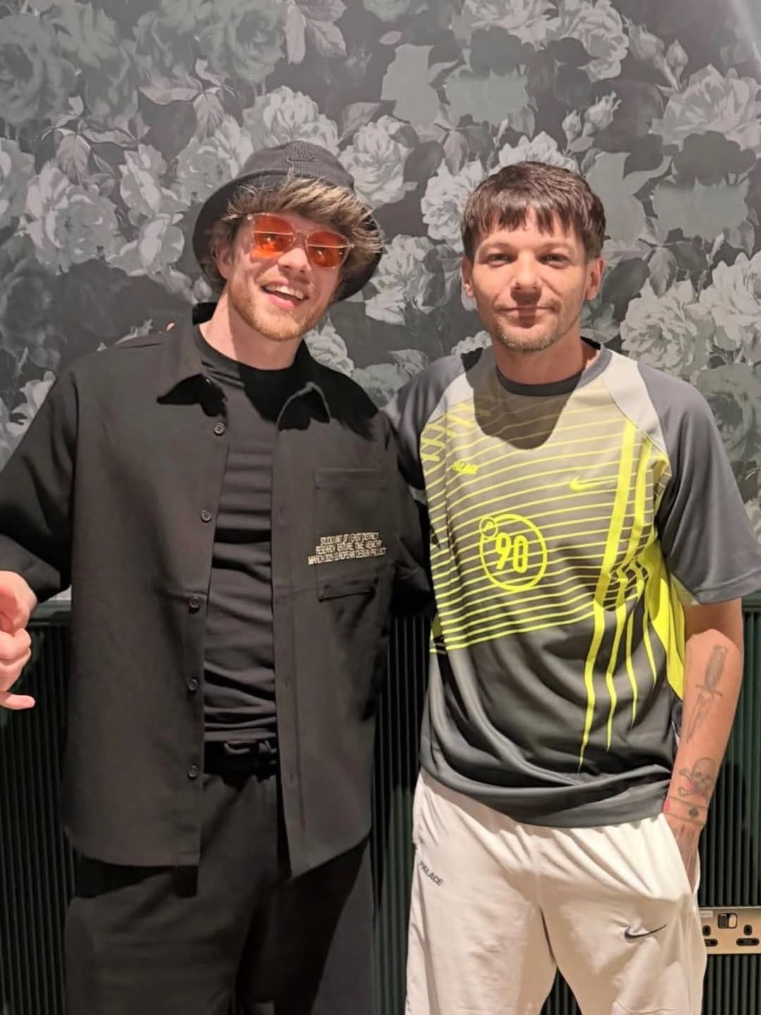 Post 9 by LOUIS TOMLINSON FAN ACCOUNT on Instagram (image)
