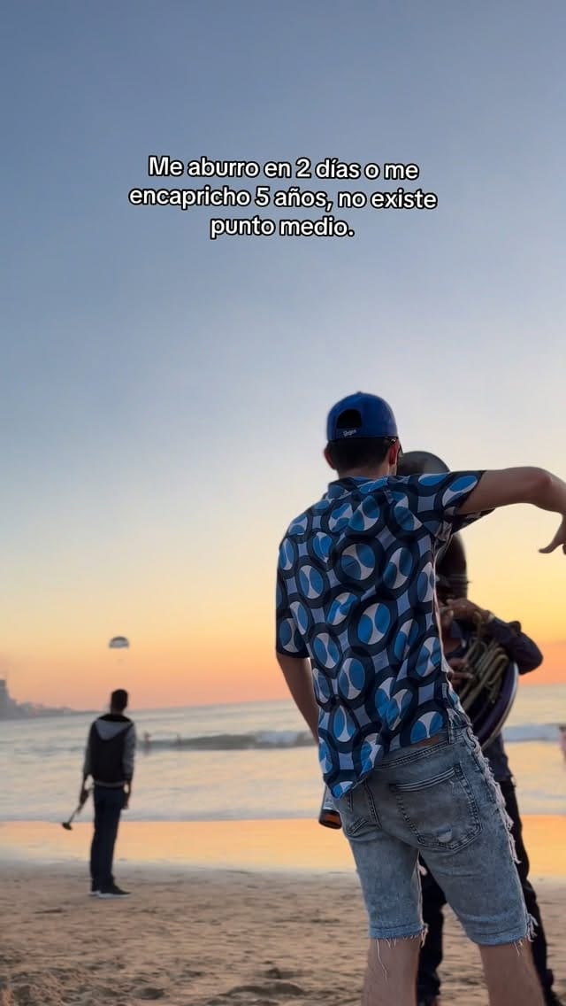 Post 6 by Eduardo Fernandez on Instagram (video)