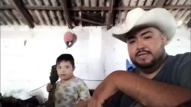 Post 10 by Roy García on Instagram (video)