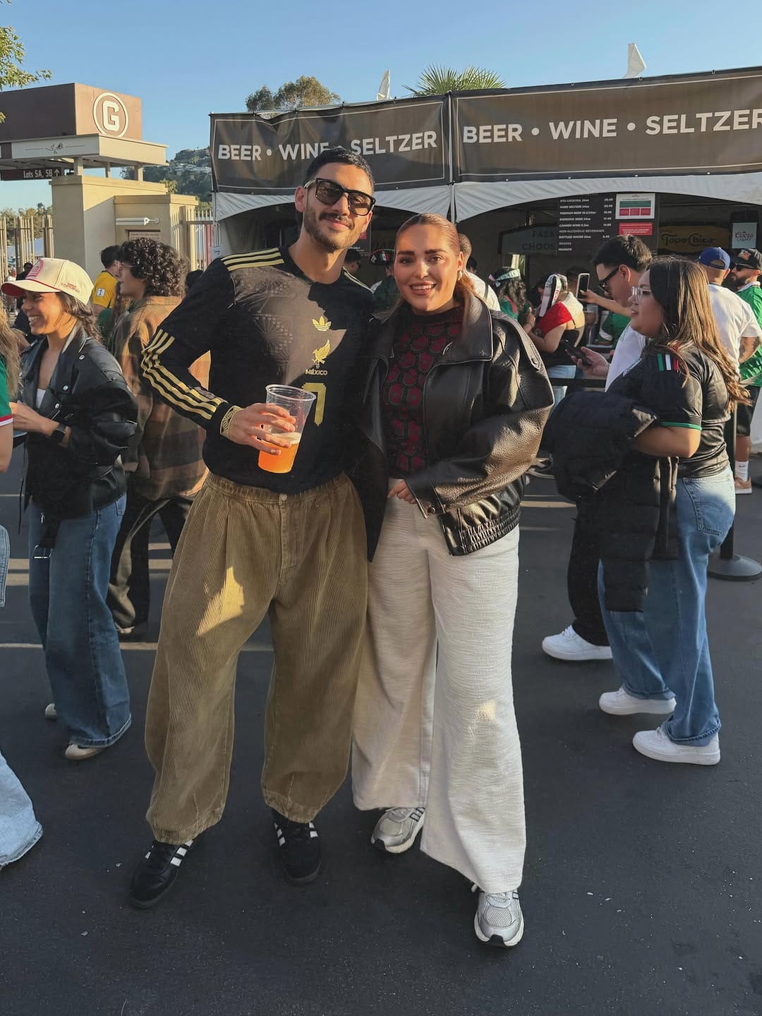 Post 1 by Meredith | Style Inspo on Instagram (carousel)