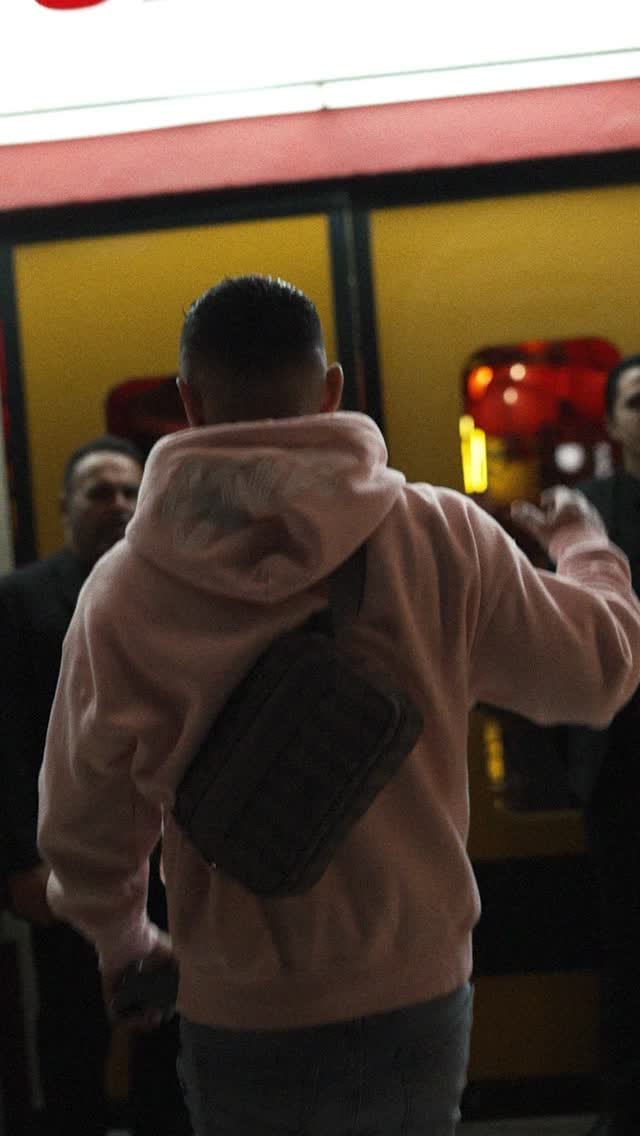 Post 3 by Mr Black on Instagram (video)